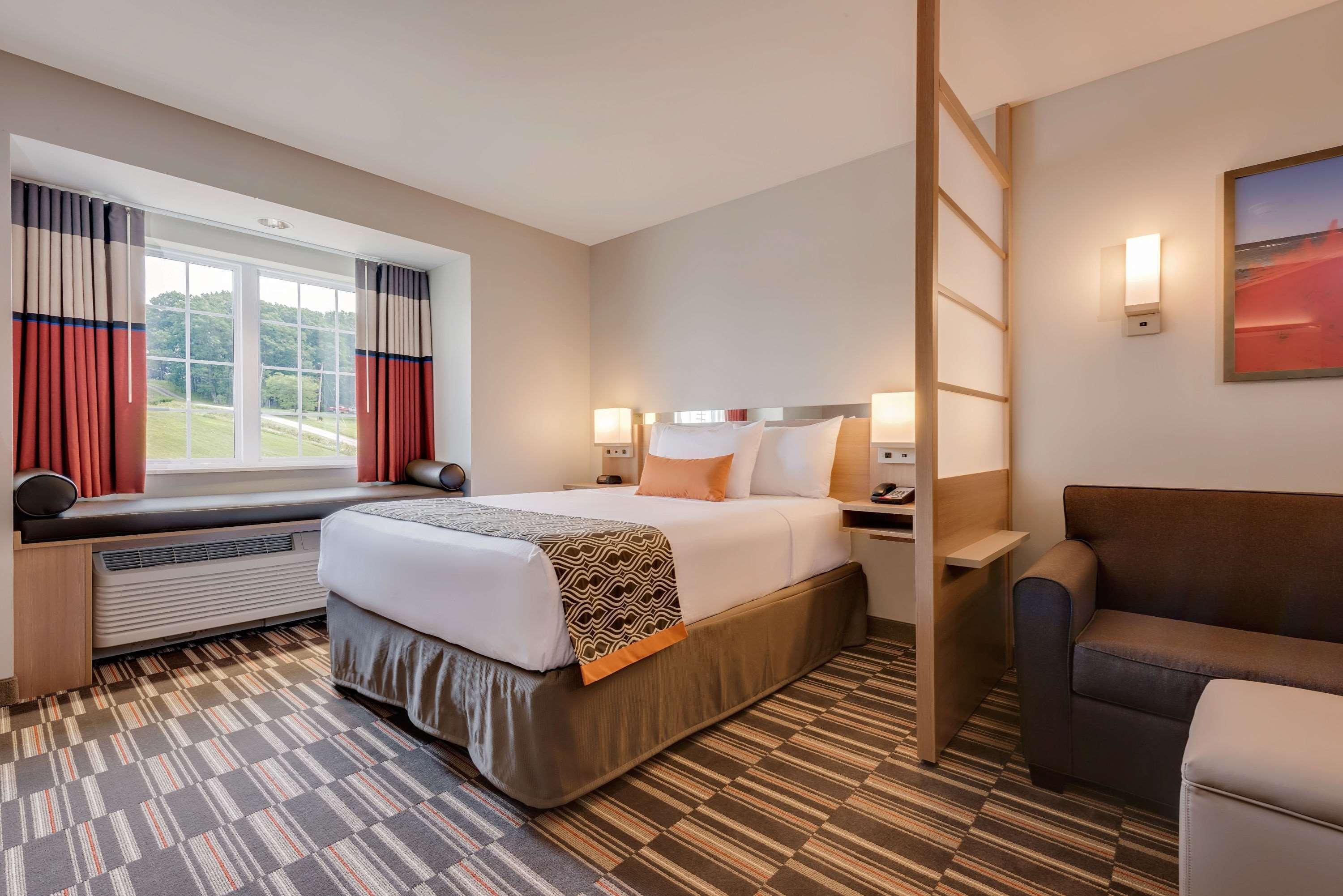 Microtel Inn & Suites By Wyndham Clarion Bagian luar foto