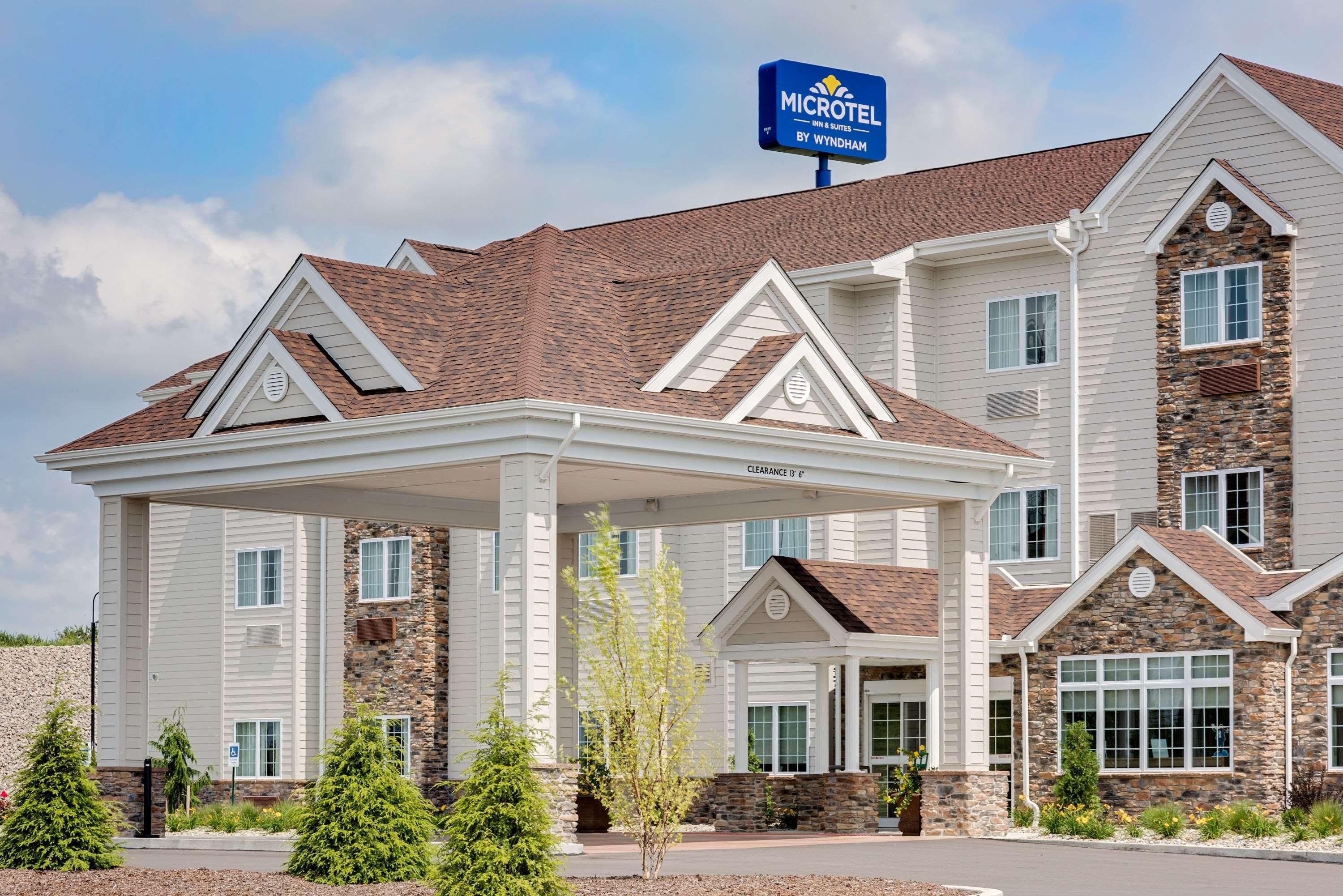 Microtel Inn & Suites By Wyndham Clarion Bagian luar foto