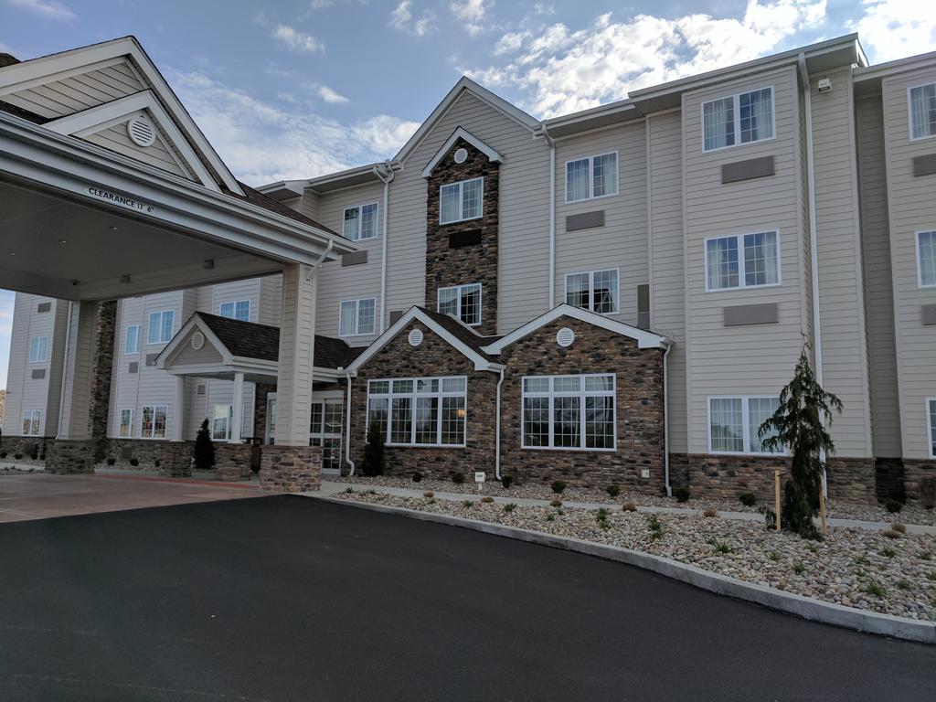Microtel Inn & Suites By Wyndham Clarion Bagian luar foto