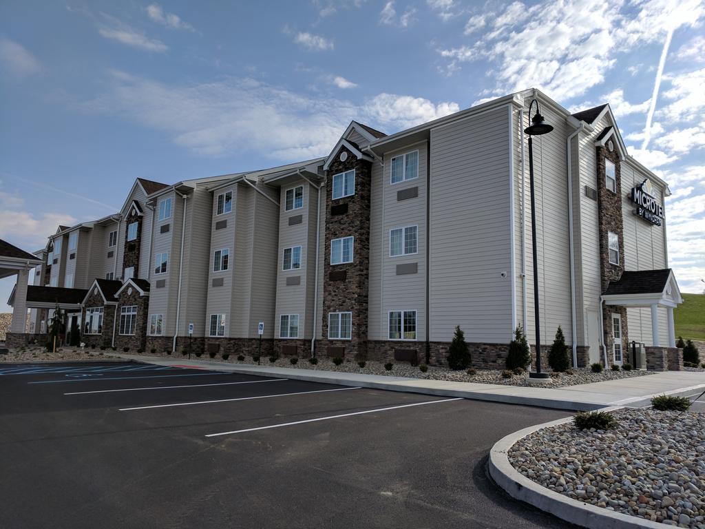 Microtel Inn & Suites By Wyndham Clarion Bagian luar foto