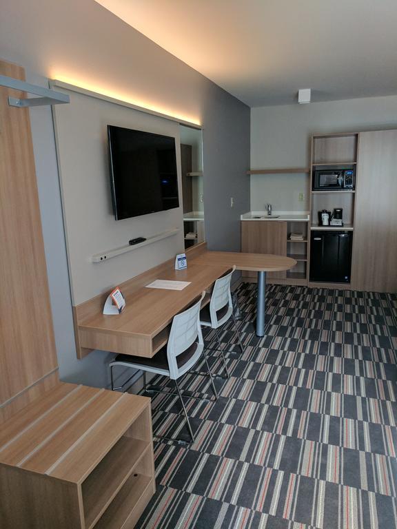 Microtel Inn & Suites By Wyndham Clarion Bagian luar foto