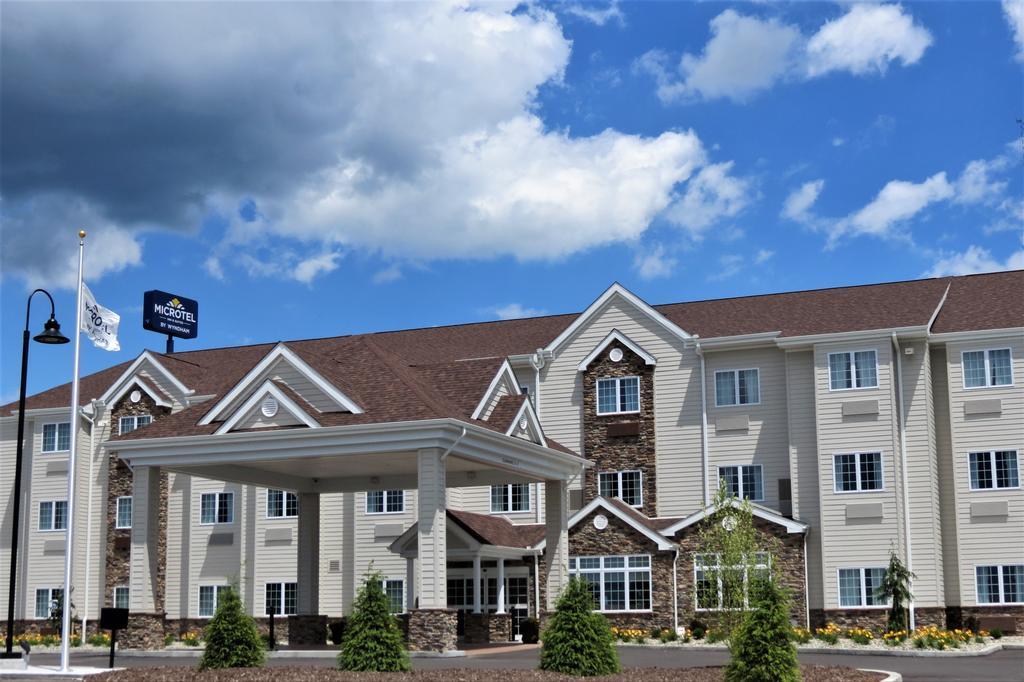 Microtel Inn & Suites By Wyndham Clarion Bagian luar foto