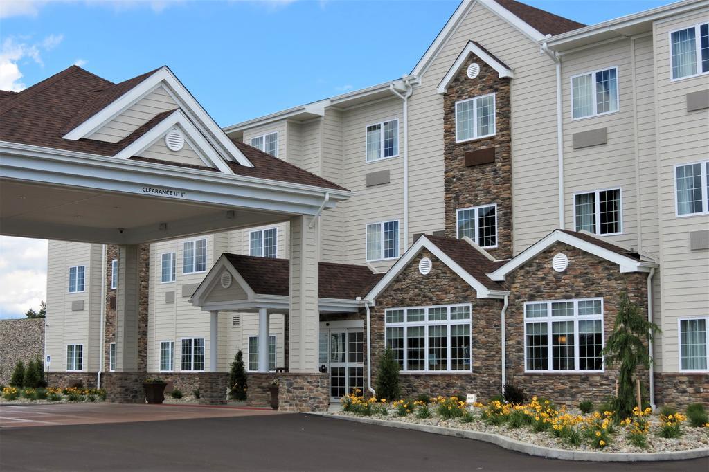 Microtel Inn & Suites By Wyndham Clarion Bagian luar foto