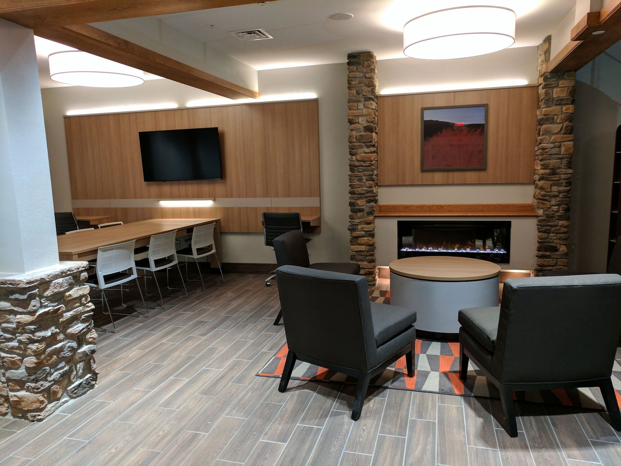 Microtel Inn & Suites By Wyndham Clarion Bagian luar foto