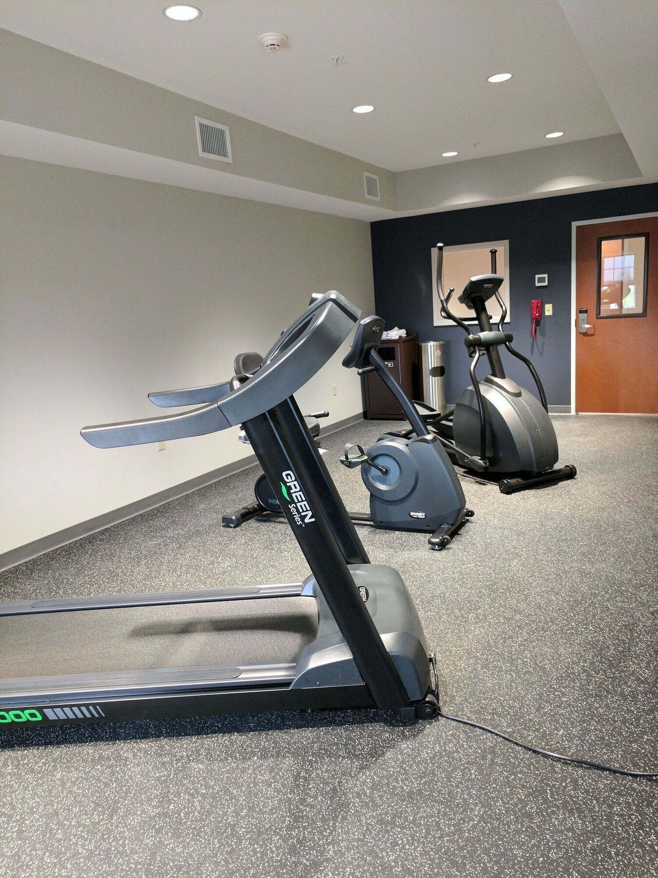 Microtel Inn & Suites By Wyndham Clarion Bagian luar foto